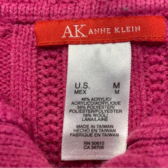 Anne Klein pink cropped sweater button down front cowl collar size M - Picture 4 of 11